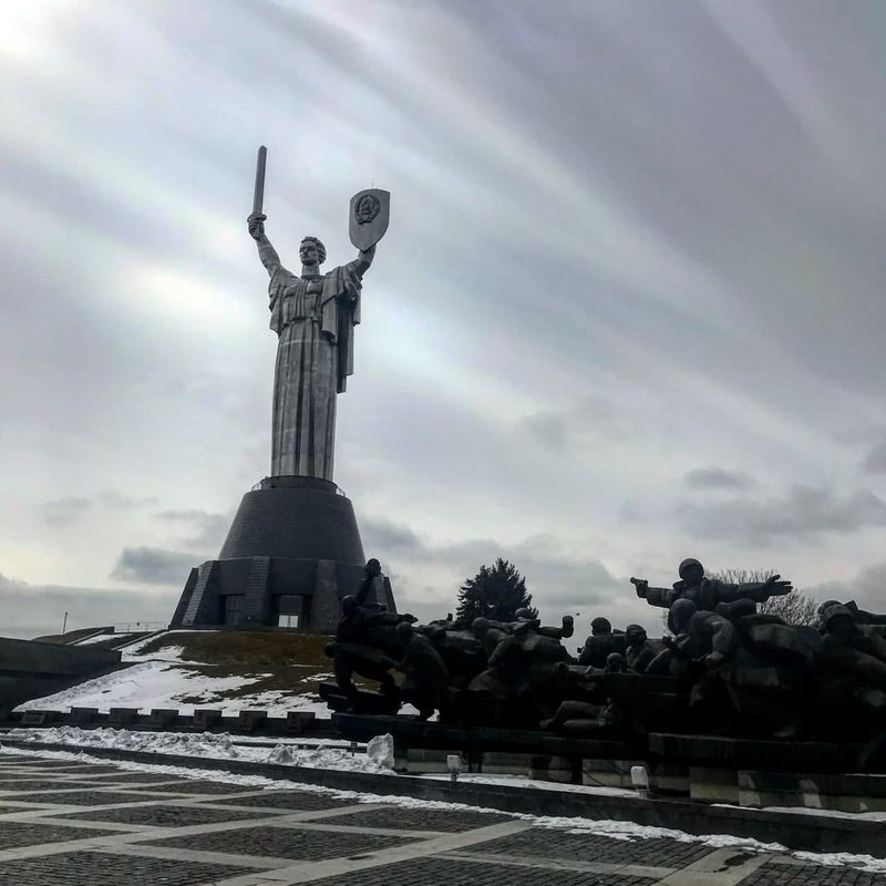 Nft The Motherland Monument 